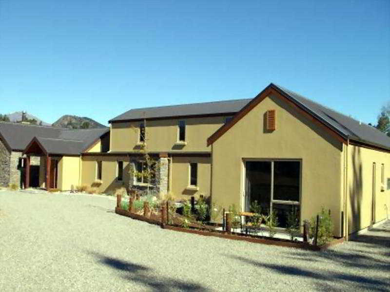 Maple Lodge Luxury Bed & Breakfast Albert Town Exterior foto
